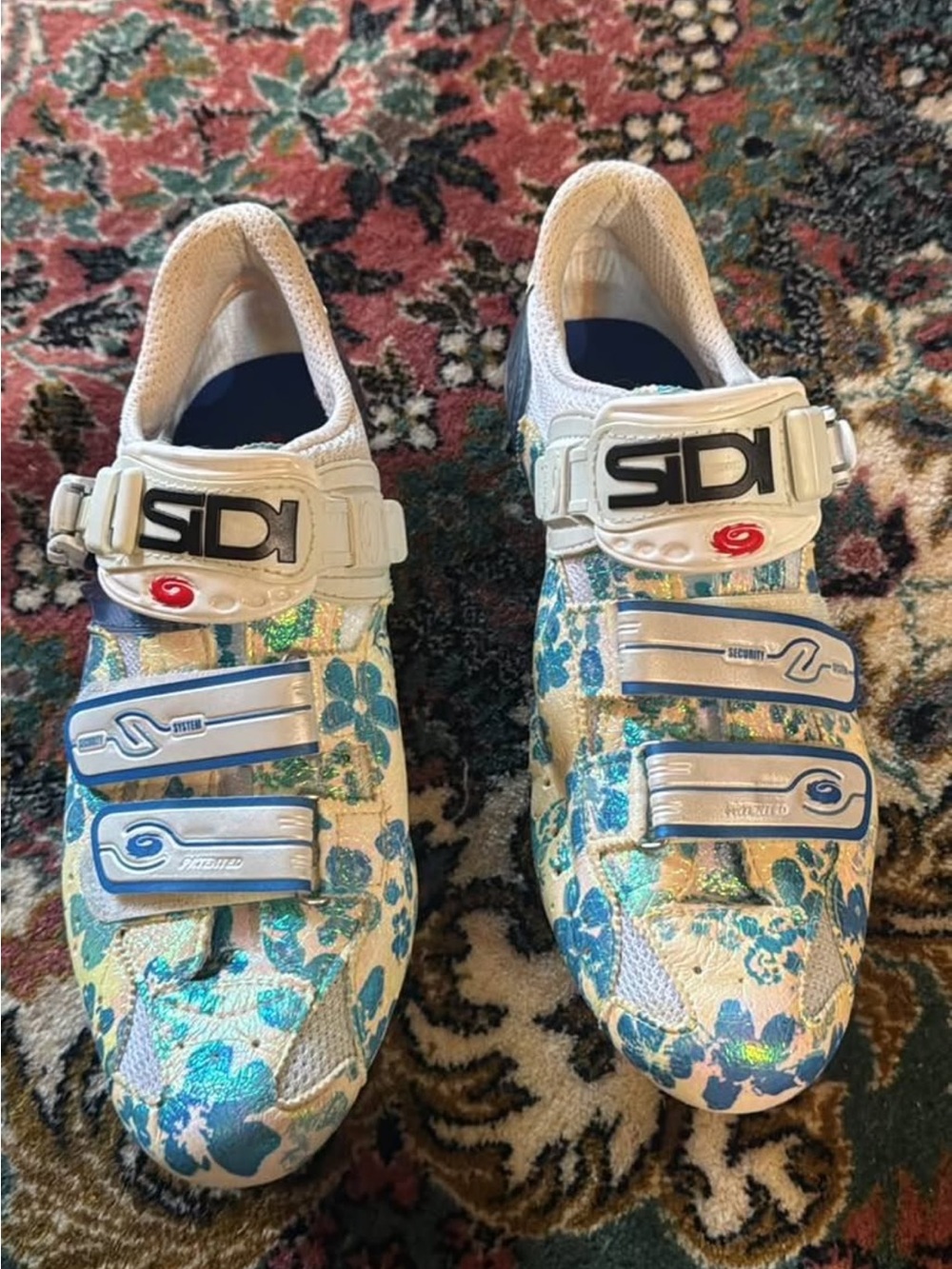 Womens Floral Cycling Shoes - White & Blue